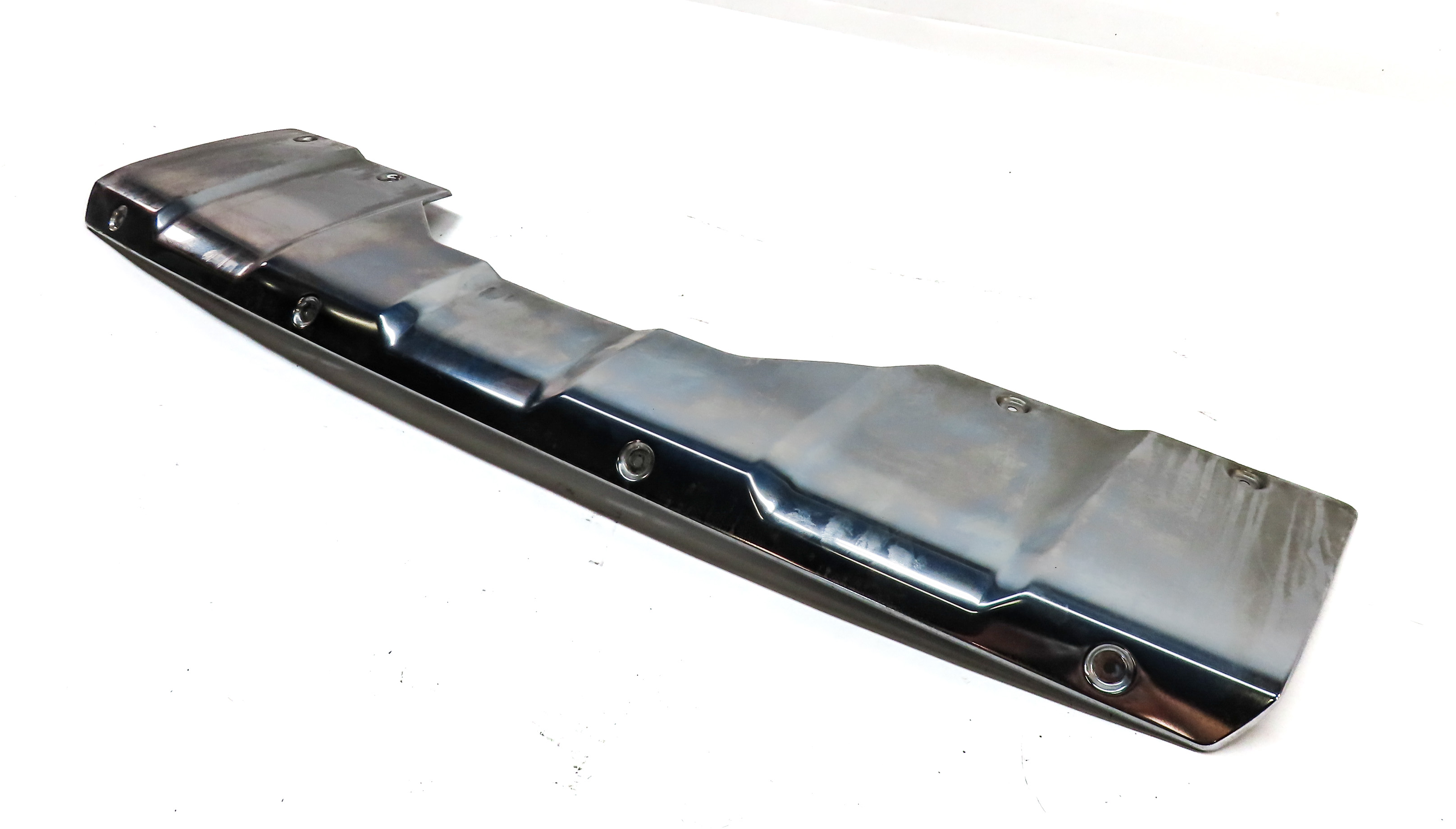 2009 MERCEDES GL550 (X164) REAR LOWER BUMPER SCUFF TRIM MOULDING (CHROME) — exact item pictured